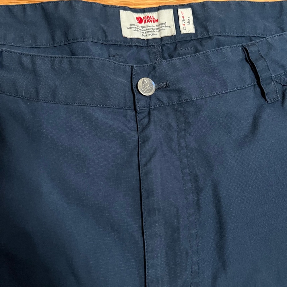 Fjallraven Men's Navy Outdoor Hybrid Shorts - Picture 2 of 9